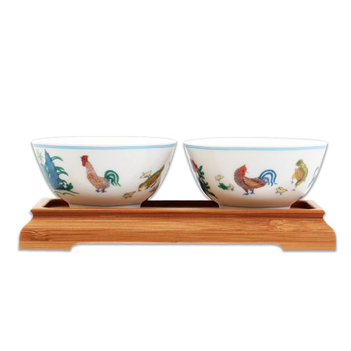 Tou-ts ai Cups Set with Chickens and Rocks