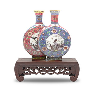 故宮精品網路商城- 青花粉彩花卉瓶