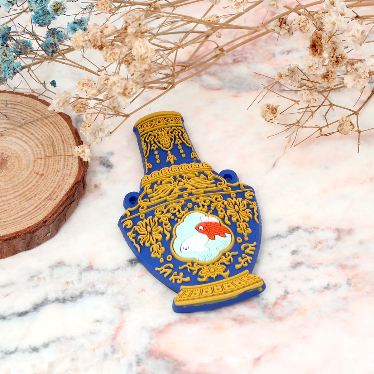 故宮精品網路商城- 彩雕磁貼游魚瓶