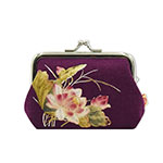 Product info: 荷花刺繡口金包