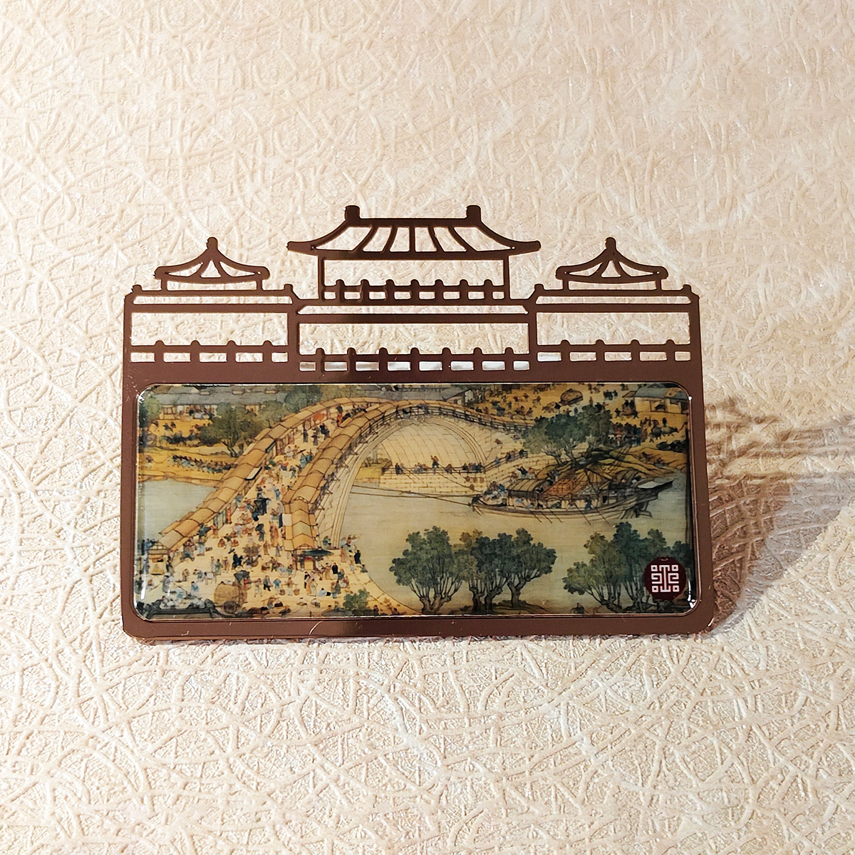 龍　白磁　蓋物　台湾著名作家 當今世上唯一能燒製出「翡翠青瓷」當代大師何志隆台東泰源窯廠開窯