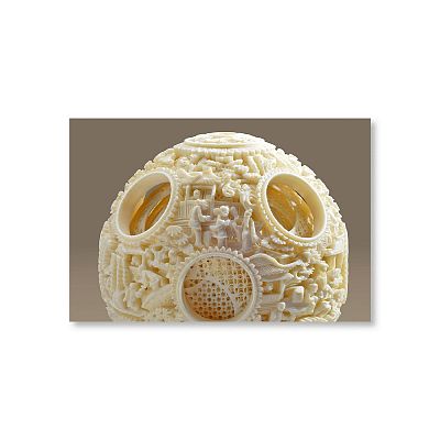 Product info: 清 象牙雕鏤空人物套球 明信片