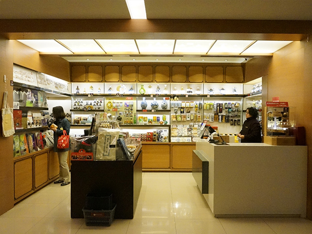 2F博物館商店(玲瓏館)