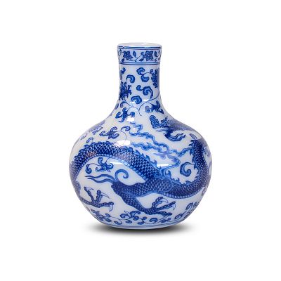 Product info: 迷你瓷器-故宮龍紋天球瓶