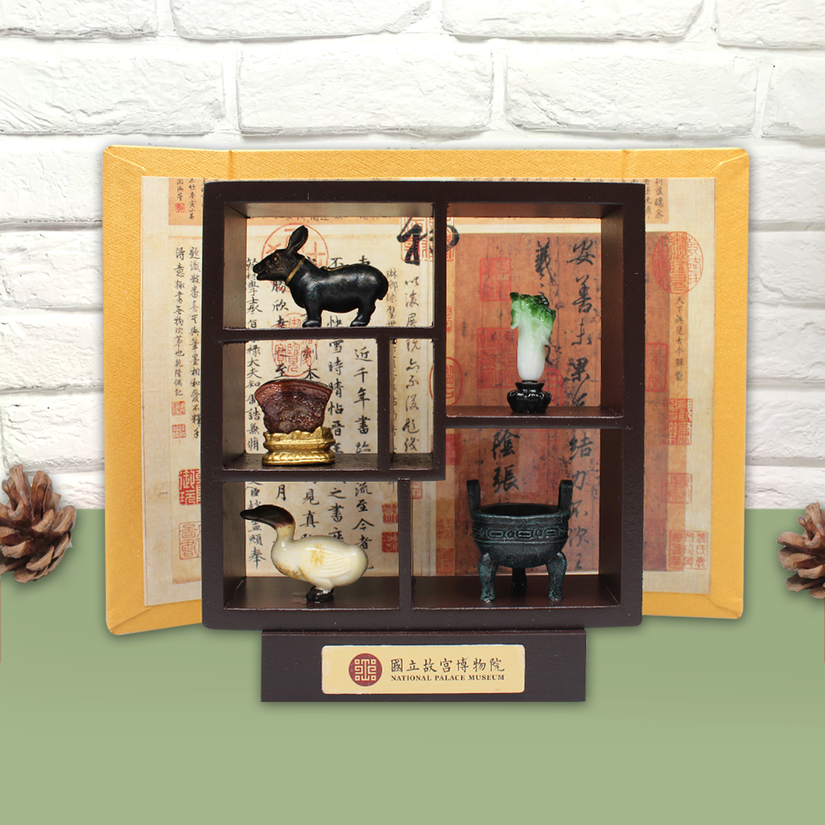 故宮精品網路商城- 迷你擺飾-迷你四方博古架文物組