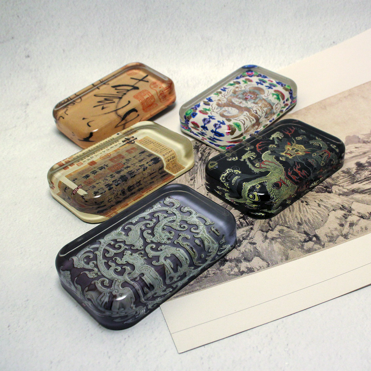 故宮精品網路商城- 故宮紙鎮龍鳳紋飾