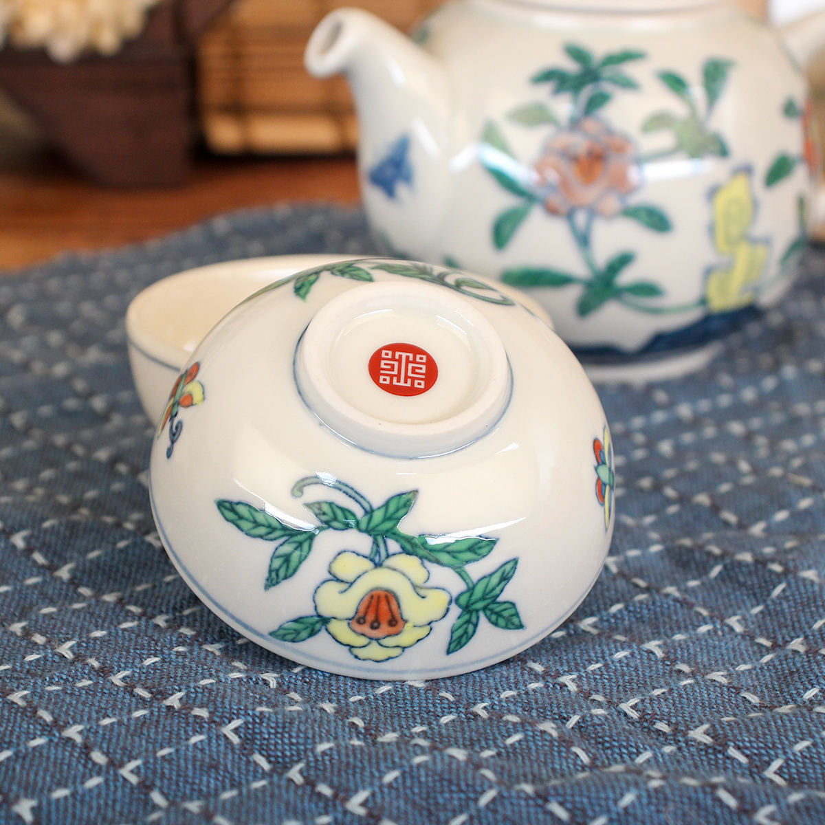 故宮精品網路商城- 青花鬥彩花蝶壺組