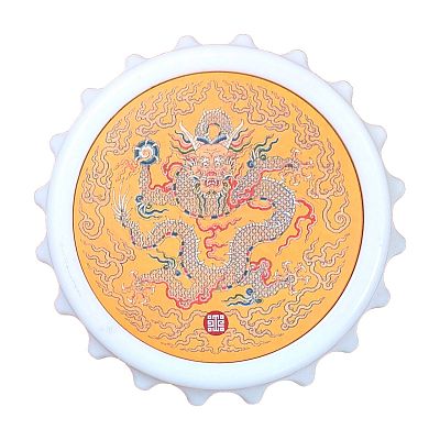 Product info: 明黃地團龍馬口鐵開瓶器
