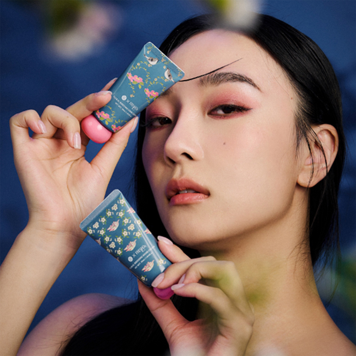 故宮精品網路商城- FreshO2 X 珍藏故宮彩瓷大雅齋聯名系列繁花鳥語凝心