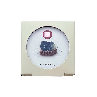 Product info: 玉貓別針
