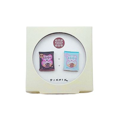 Product info: 百年同心米乖乖迷你耳環組